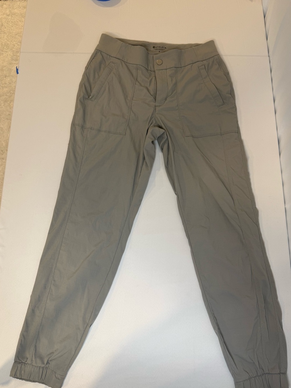 Athleta women Light Gray Active Jogger Pants